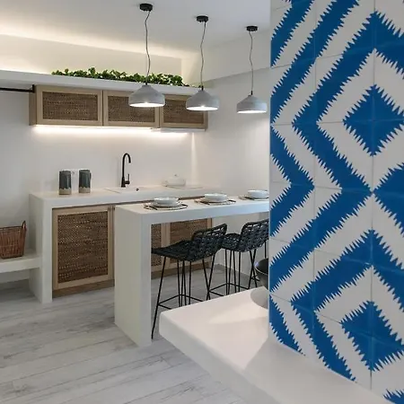 Hermes Luxury Naxos City