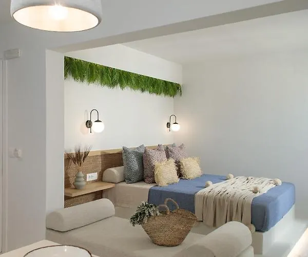 Hermes Luxury Naxos City