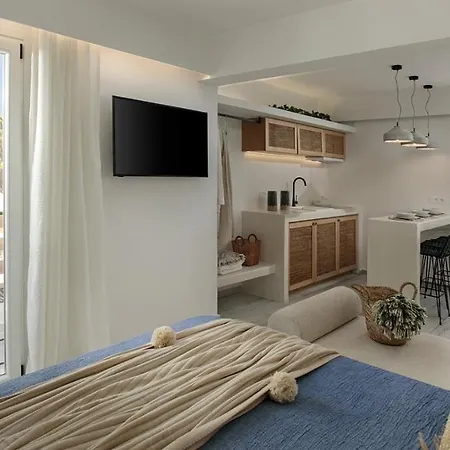 Hermes Luxury Naxos City