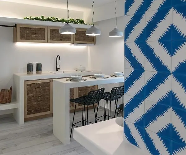 Hermes Luxury Naxos City